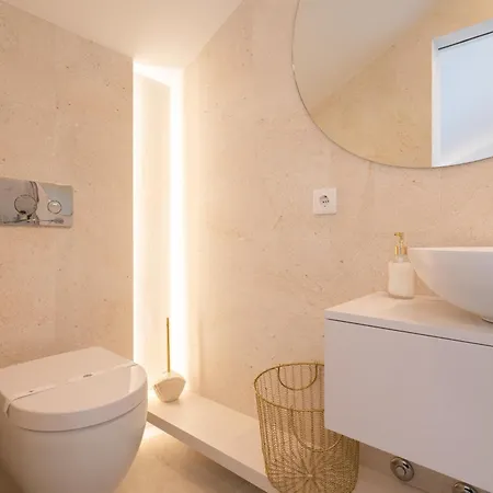 Sunny Duplex With Pool And Ofir Nature Escape 아파트