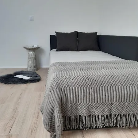 아파트 Sunny Duplex With Pool And Ofir Nature Escape Fão