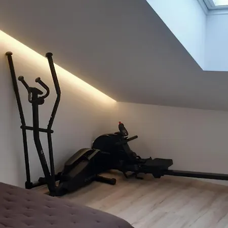 아파트 Sunny Duplex With Pool And Ofir Nature Escape *